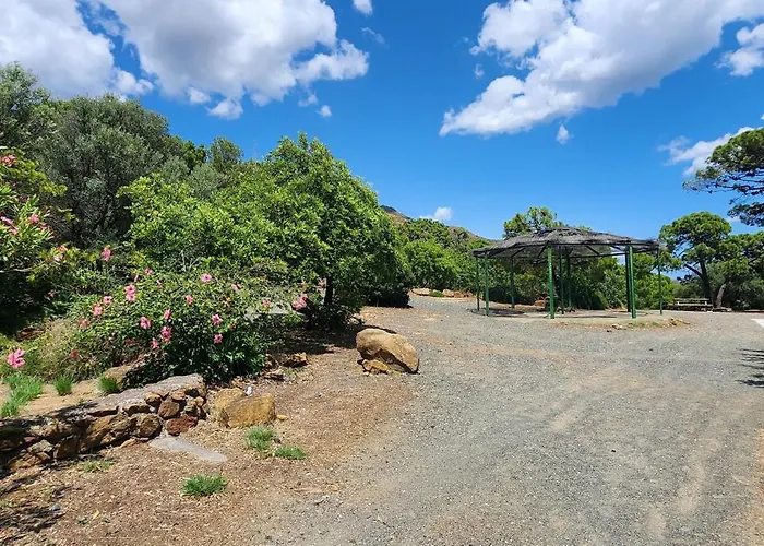 Pedregales Complejo Rural *